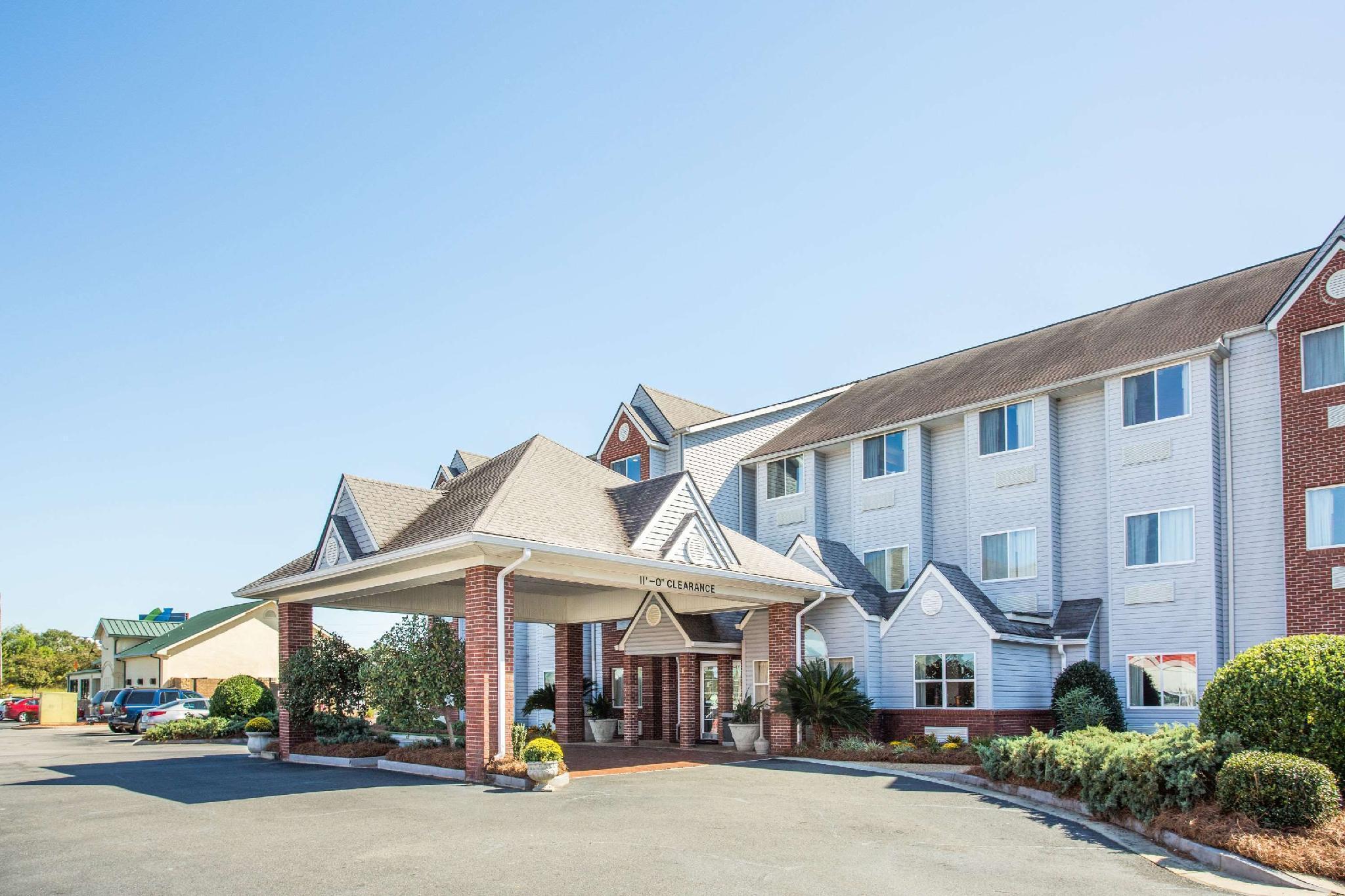 Microtel Inn & Suites By Wyndham Tifton Eksteriør billede